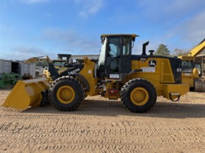 Picture for category Wheel Loaders