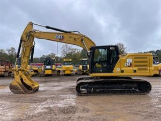 Picture of Excavator (51,000 lbs-69,000 lbs)